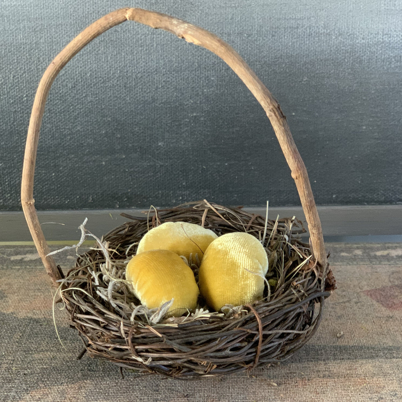 Spring Nest Basket Style with 3 Eggs